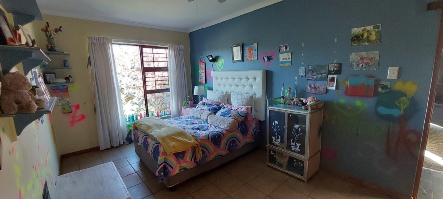 5 Bedroom Property for Sale in Gonubie Eastern Cape